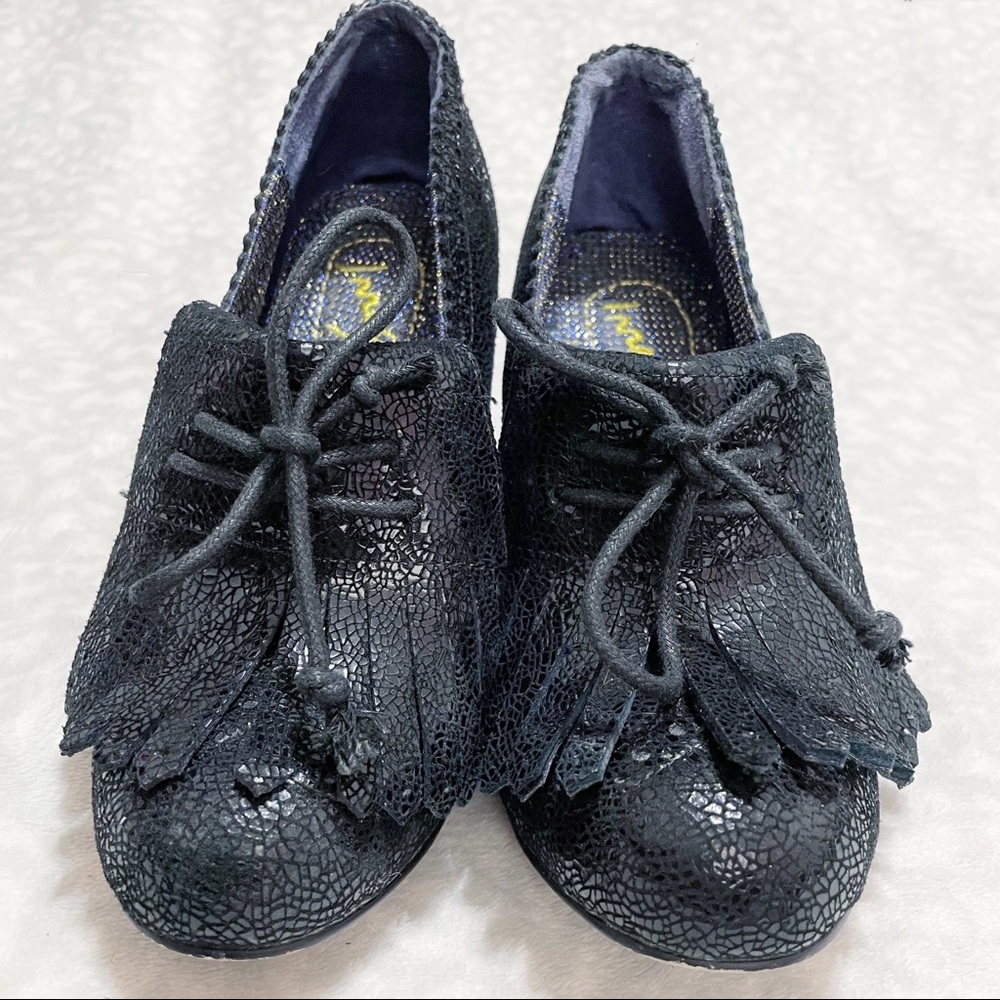 Irregular Choice Wedges I’m From The Future 6.5 Black Crackle Leather Kiltie - Picture 2 of 14